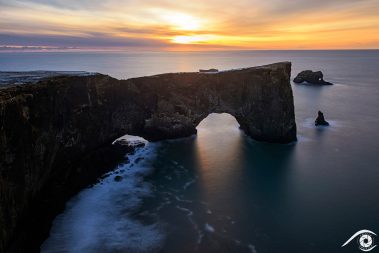 Dyrhólaey peninsule vik Reynisdrangar peninsula promontory arch arche islande iceland photographie photography trip travel voyage nikon d810 europe nature paysage landscape summer été cascade long exposure, pose longue south sud