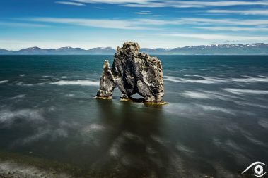 Hvitserkur Húnafjörður Vatnsnes basalte peninsule peninsula rock rocher arch arche islande iceland photographie photography trip travel voyage nikon d810 europe nature paysage landscape summer été cascade long exposure, pose longue nord north